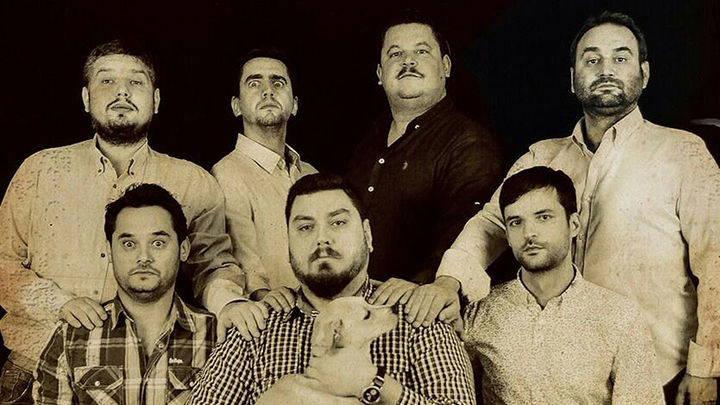Familia Impro la Cafe DEKO