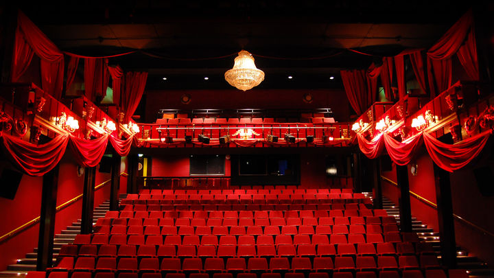 Teatrul Coquette: "Magnolii si Cianura"