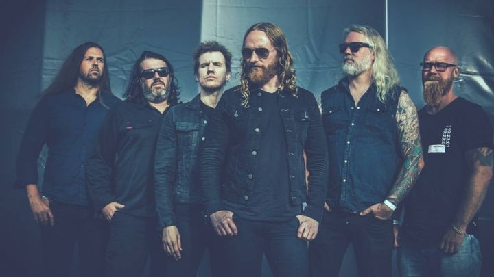 Concert Dark Tranquillity si Miracle Flair