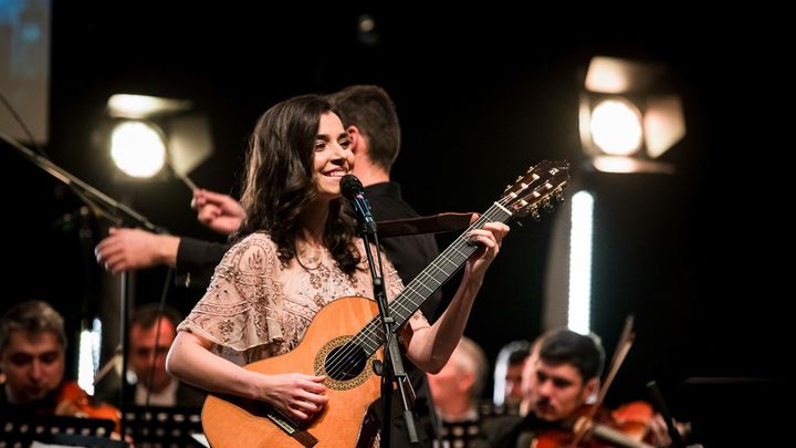 Alexandra Ușurelu live la Filarmonica Ploiești, turneul ”Lumea, cum ai vrea să fie”