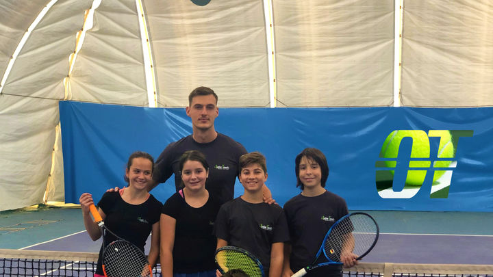 Heel adopt fade Bilete Brasov: Cursuri tenis - Tenis Arena - iaBilet.ro